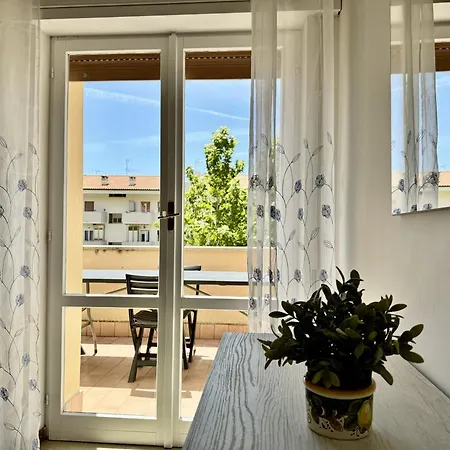 Holidaycasa Rocy - Ampio Con Vista Mare Apartment