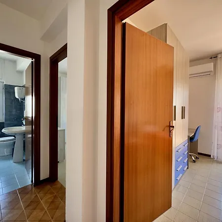 Holidaycasa Rocy - Ampio Con Vista Mare Sperlonga